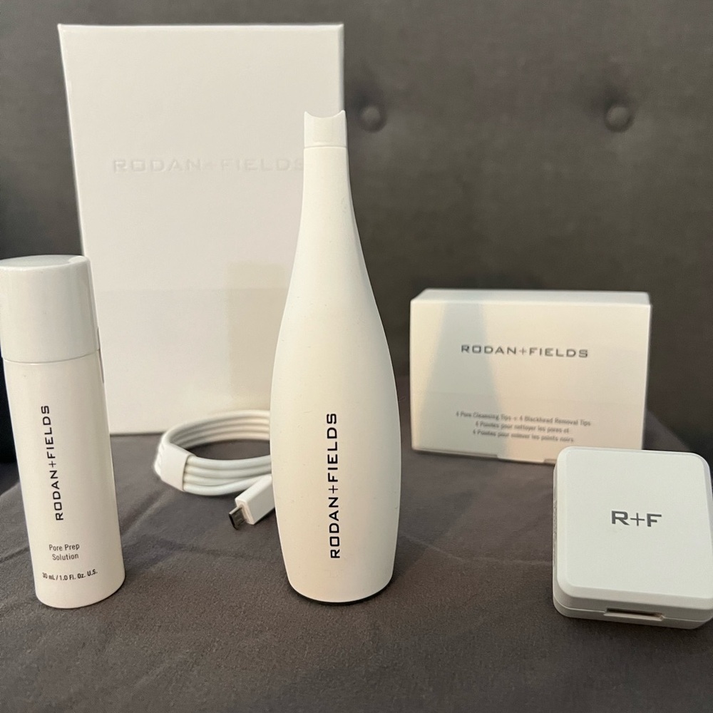 Rodan + Fields Pore Cleansing System